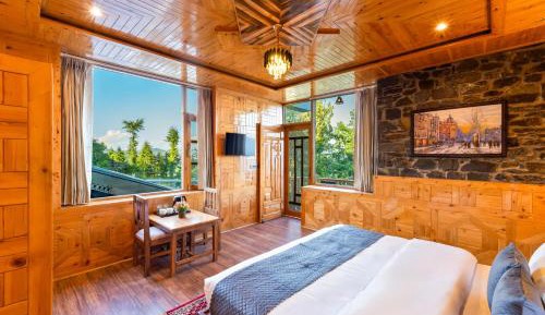 King Room with Mountain View