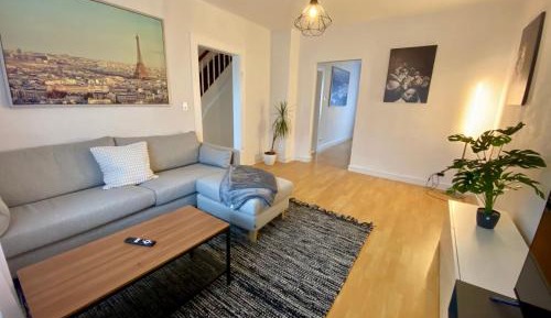 Apartment - Split Level