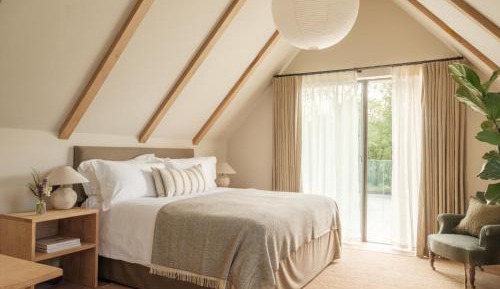 Deluxe Double Room with Balcony