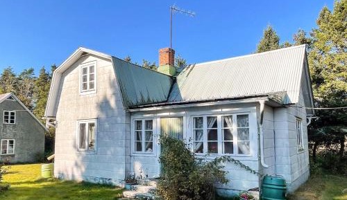 Two-Bedroom Holiday Home