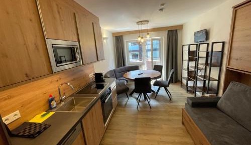 One-Bedroom Apartment with Balcony