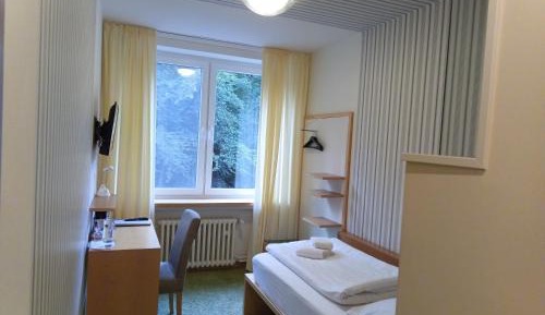 Economy Single Room