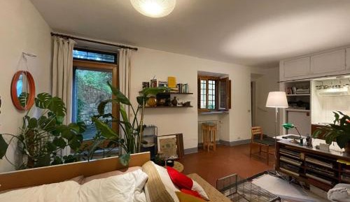 Studio Apartment with One Double Bed