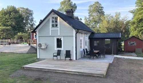Two-Bedroom Holiday Home