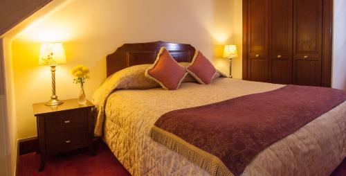 Double King/Twin - Cottage Style 