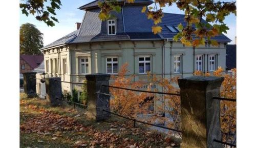 One-Bedroom Holiday Home