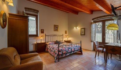 Superior Double or Twin Room with Mountain View