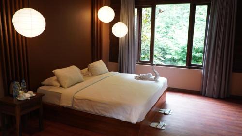 Suite with Garden View