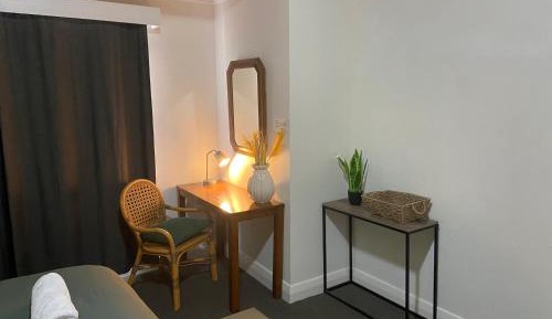 Deluxe Queen Room