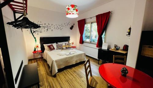 Double or Twin Room with Private External Bathroom