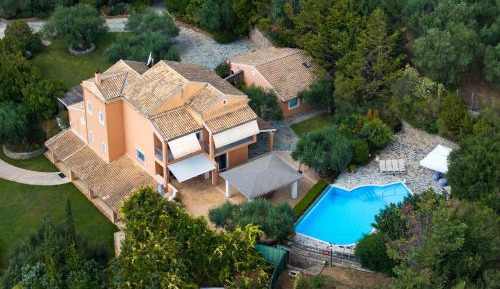 Deluxe Villa
