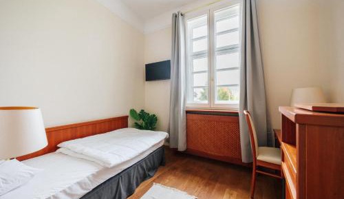 Economy Single Room