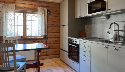 One-Bedroom Holiday Home