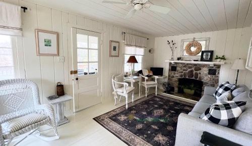 Two-Bedroom Holiday Home