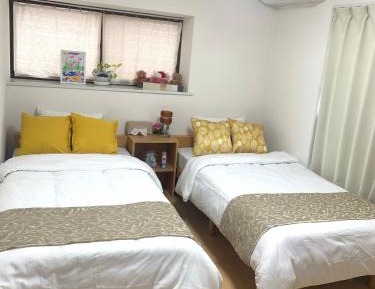 Twin Room with City View