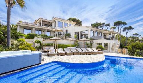 Villa with Sea View