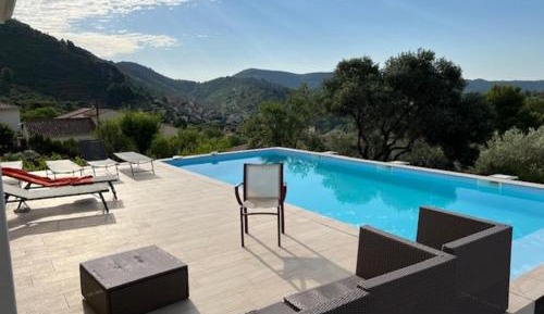 Four-Bedroom Holiday Home