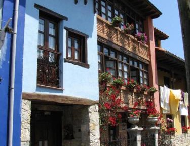 Three-Bedroom Townhouse