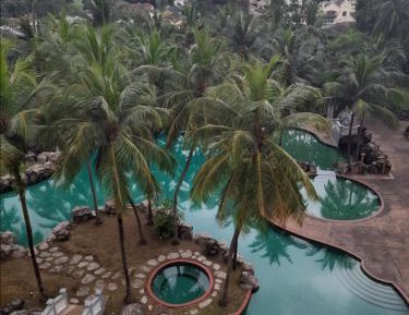 Two-Bedroom Apartment with Resort View
