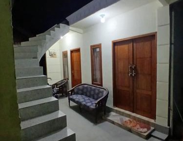 Double or Twin Room with Private Bathroom