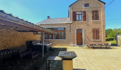 Seven-Bedroom House