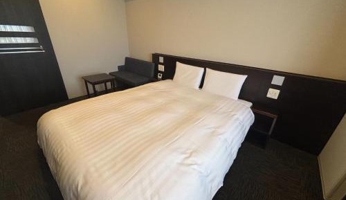 Deluxe Queen Room - Non-Smoking - No Daily Cleaning