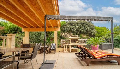 Superior One-Bedroom Apartment