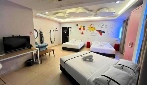 Superior Family Room