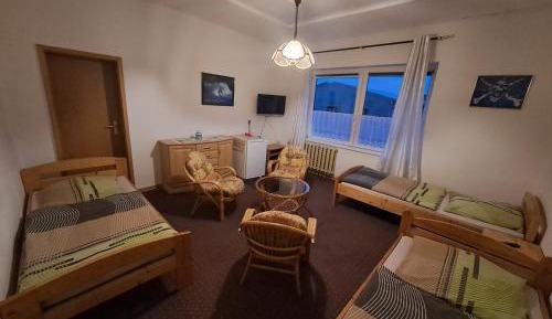 Triple Room with Shared Toilet
