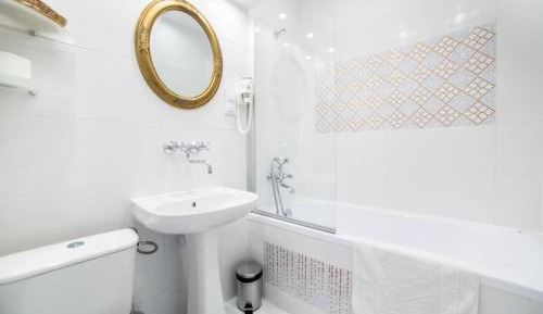 Premium Double Room with Bath and Balcony