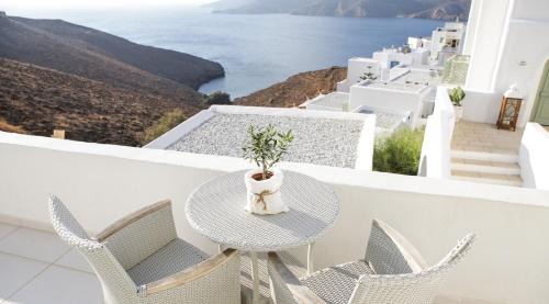 Deluxe Room with Sea View