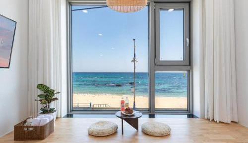 Double Room with Sea View 2