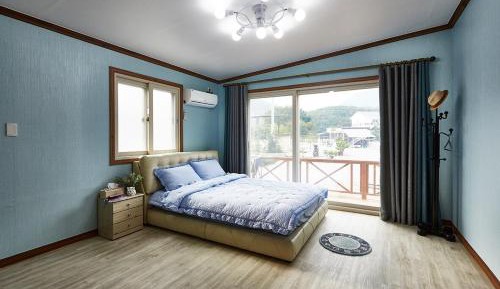 Double Room with Mountain View 4