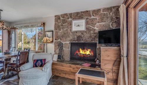 Two-Bedroom Holiday Home