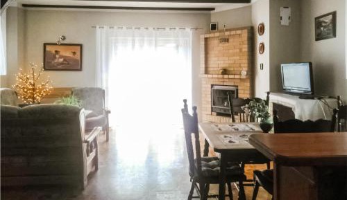 Four-Bedroom Holiday Home