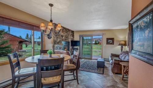 Two-Bedroom Holiday Home