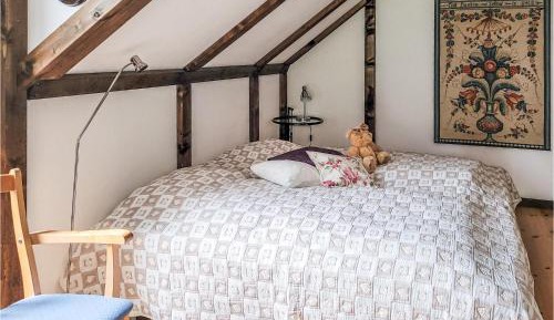 One-Bedroom Holiday Home