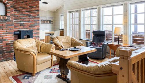Four-Bedroom Holiday Home