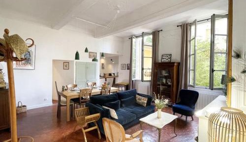 Two-Bedroom Deluxe Apartment