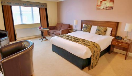 Deluxe King or Twin Room