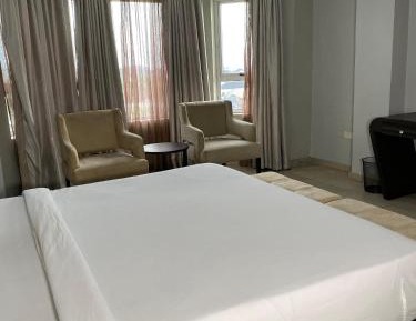 Deluxe Double Room with Shower