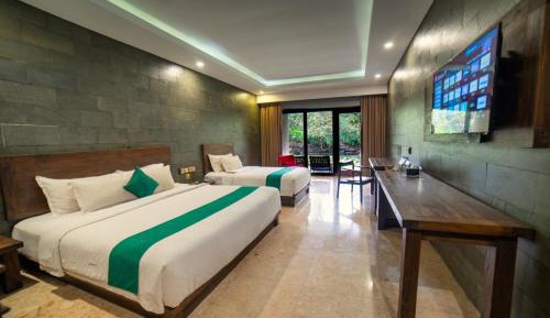 Family Room with River View