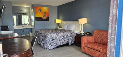 King Room with Sofa Bed - Non-Smoking