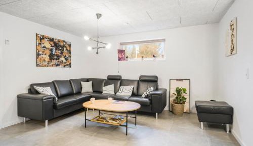 Five-Bedroom Holiday Home