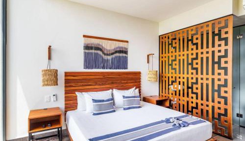 2 Bedroom Luxury Apartment with Private Plunge Pool in Balcony