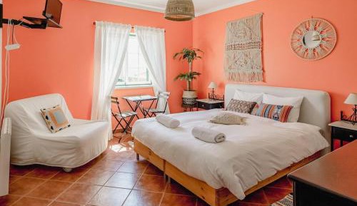 Twin Room with Private Bathroom