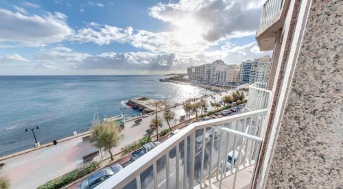 Double or Twin Room with Sea View