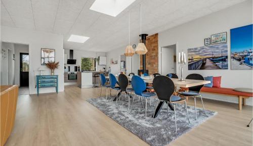 Four-Bedroom Holiday Home