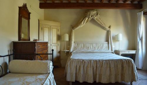 Comfort Triple Room