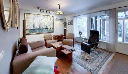 Three-Bedroom Holiday Home 